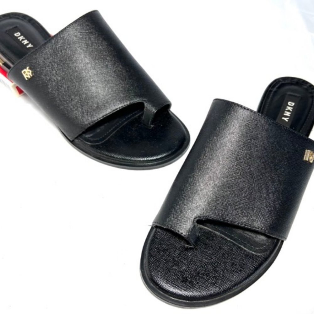 DKNY Women's Daz Flat Slide Sandals - 8M